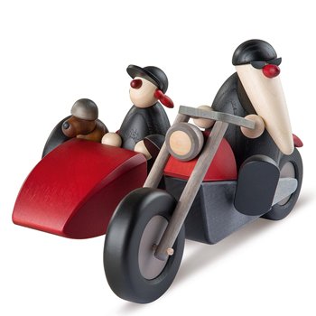 Bjoern Koehler Holzkunst aus dem Erzgebirge moderne Figuren Ausflug auf dem Motorrad