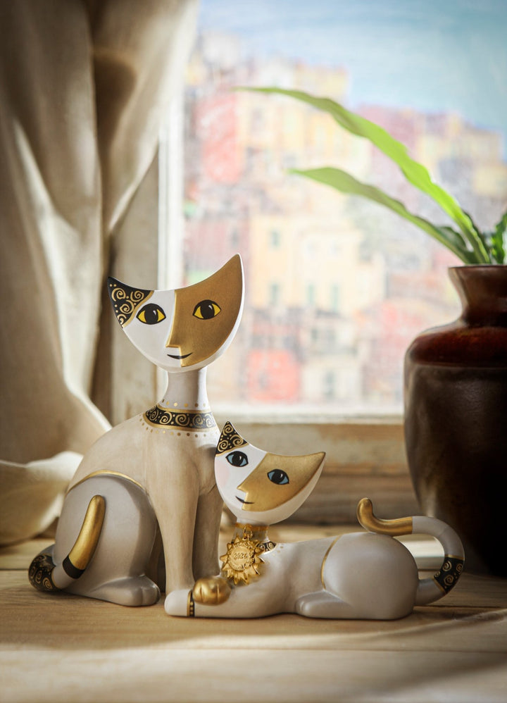 31401271 - Figurine, Goebel, Gatti doro - Annual Cat 2026, Limited Edition