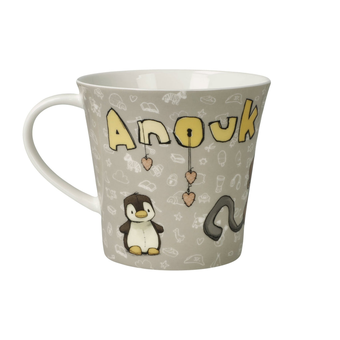 23600171 - Goebel Atelier, Tasse, Anouk Familie 2025