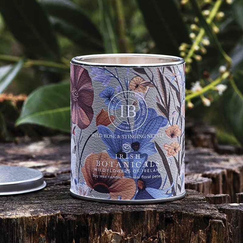 IB - E - IBW - WSN - TIN - Irish Botanicals - Wildrose und Brennnessel Duft Kerze - Wild Rose and Stinging Nettle Tin Candle