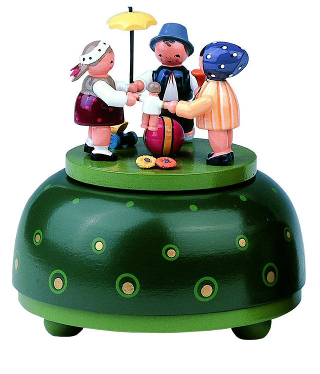 KWO - A13003 - KWO - Hudobná škatuľka, malá - Detský tanec, drevorezba, 12 cm