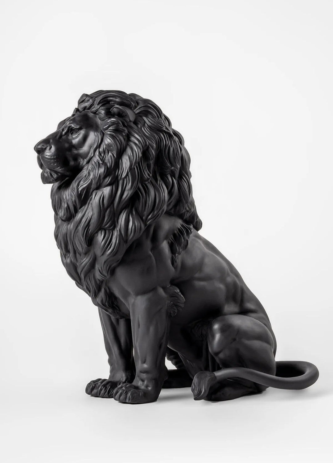010 - 09778 - LLADRO® Majestätische Löwen Skulptur Mattschwarz, 43x25x43cm 01009778 - 2025