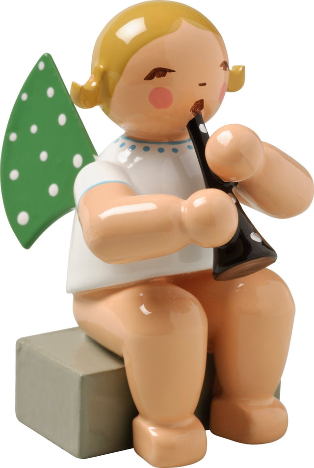 WUK - 650/41a - Wendt & Kühn 'Engel mit Klarinette sitzend - 6,5cm'