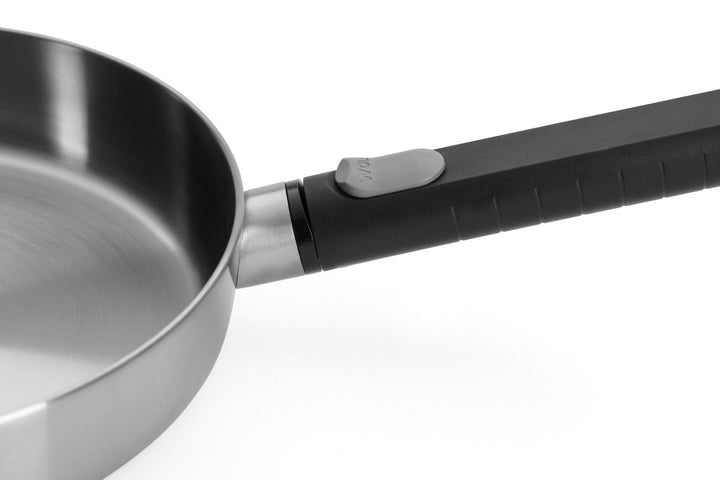 WO1528LCS - WOLL &