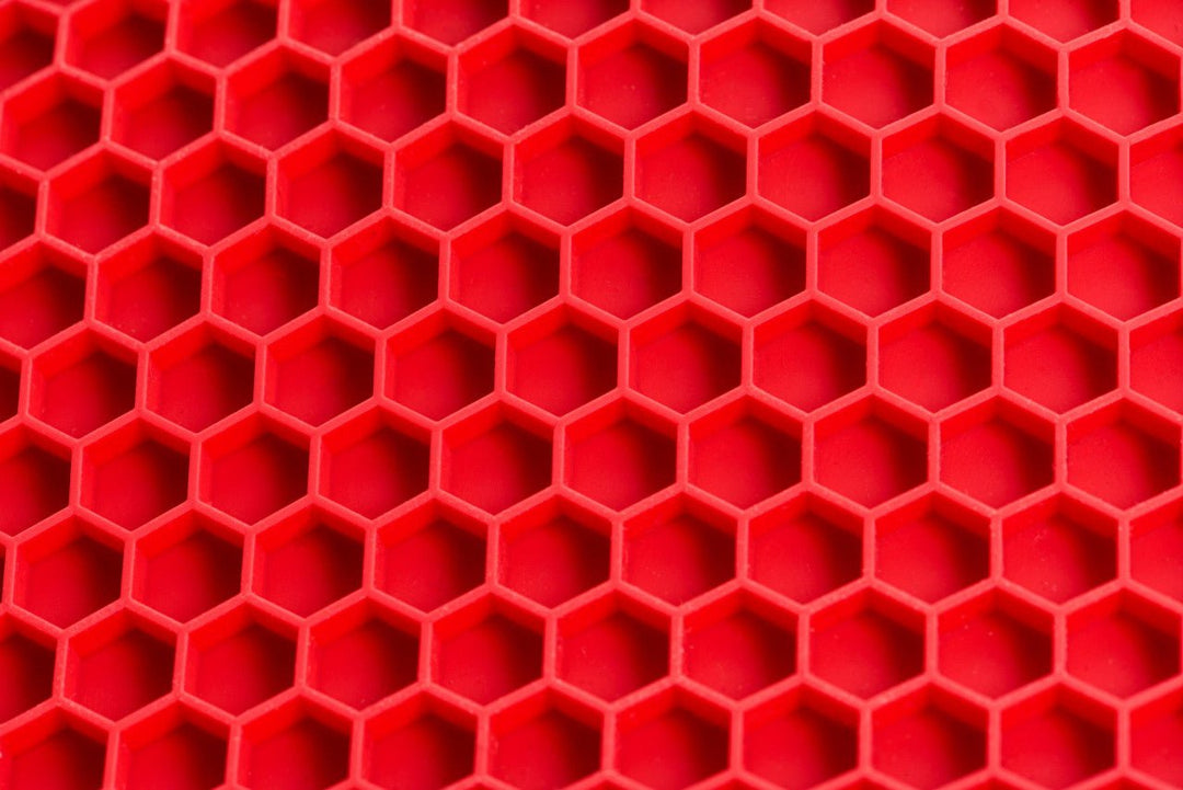 WOL-MA24 - WOLL, Silikon-Untersetzer mit wabenstruktur rund, D24cm, rot