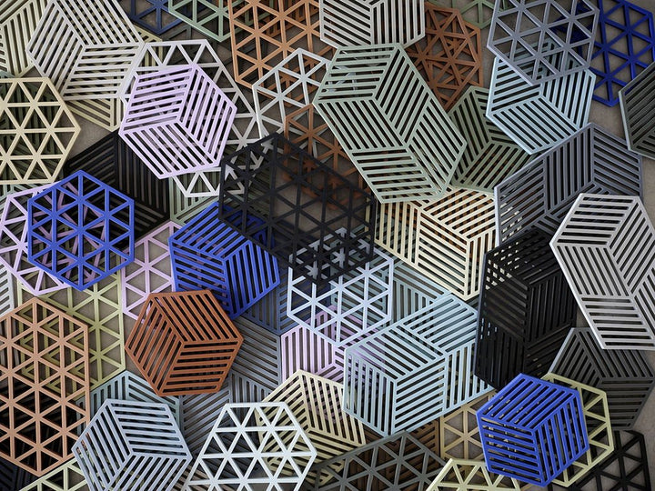 F&amp;H-31610 - Zone Denmark, podtácek Hexagon, Černá, 24 x 14 x 0,9 cm
