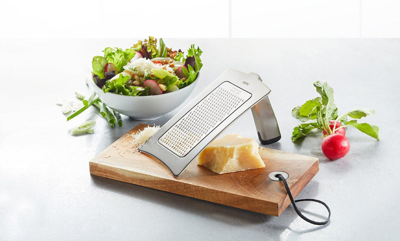 GE89444 - GEFU 'Set: Gourmet - Reibe FORMAGGIO * Servierbrett'