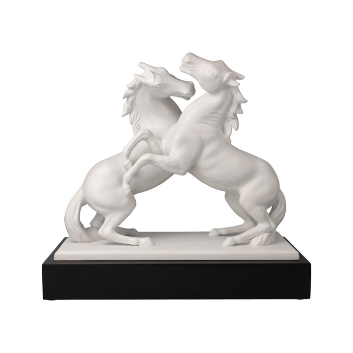 30800021 - Goebel Studio 8 LArt dObjets &