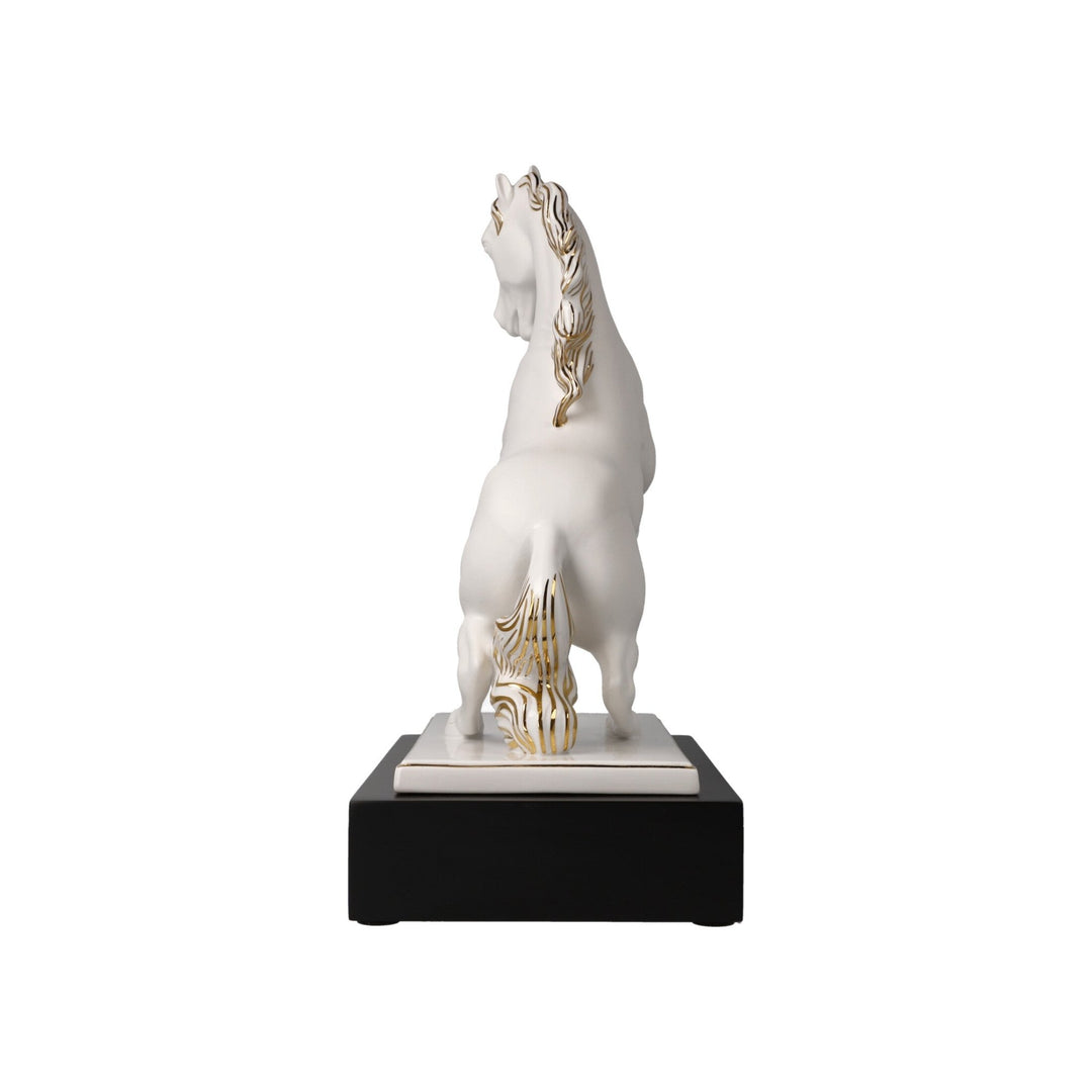 30800061 - Goebel Studio 8 LArt dObjets &