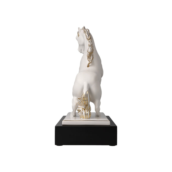 30800061 - Goebel Studio 8 LArt dObjets &