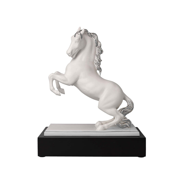 30800091 - Goebel Studio 8 LArt dObjets &