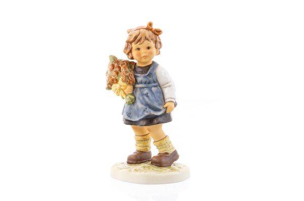 2216026 - Hummel 'Figur Hum 2216/II – Wiedersehensgruß 20cm' 2023