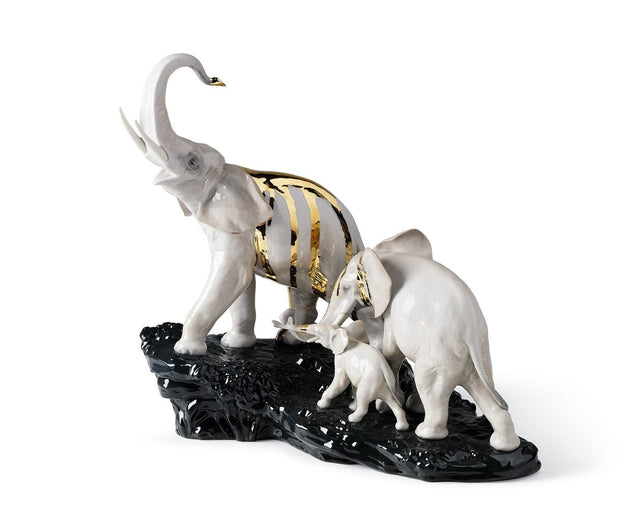 010 - 07235 - LLADRO® Figur »Feier Figur »Elefanten auf Schwarzem Felsen« 01007235