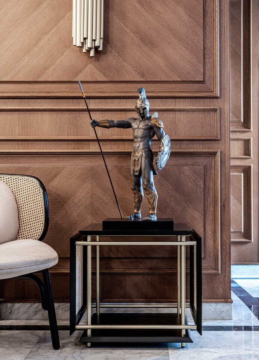 010 - 09695 - LLADRO® Figur Spartan 71x44x26cm 01009695 2023