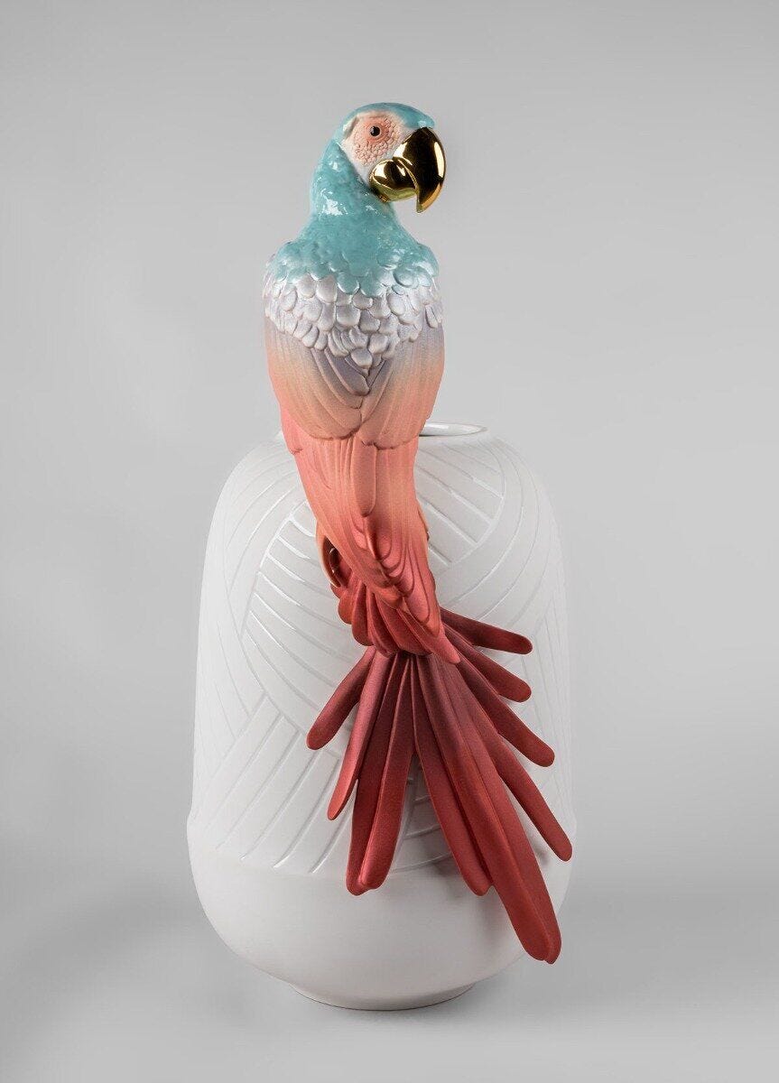 010 - 09686 - LLADRO® Macaw bird vase - Ara mit Vase rot 56x29x24cm 01009686 2023