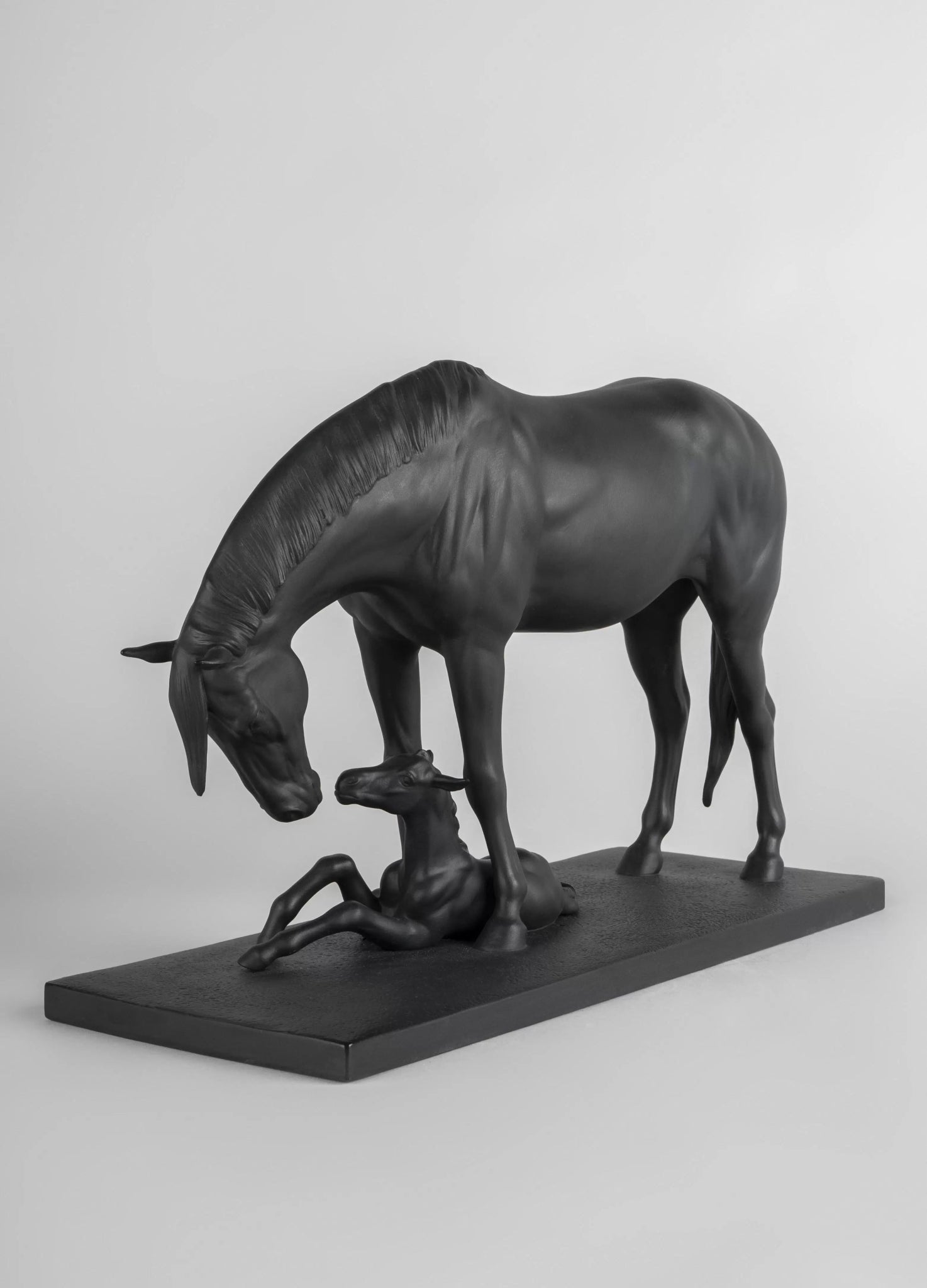 010 - 12560 - LLADRO® - 'Stute und Fohlen - 27 x 39 x 16 cm' 01012560